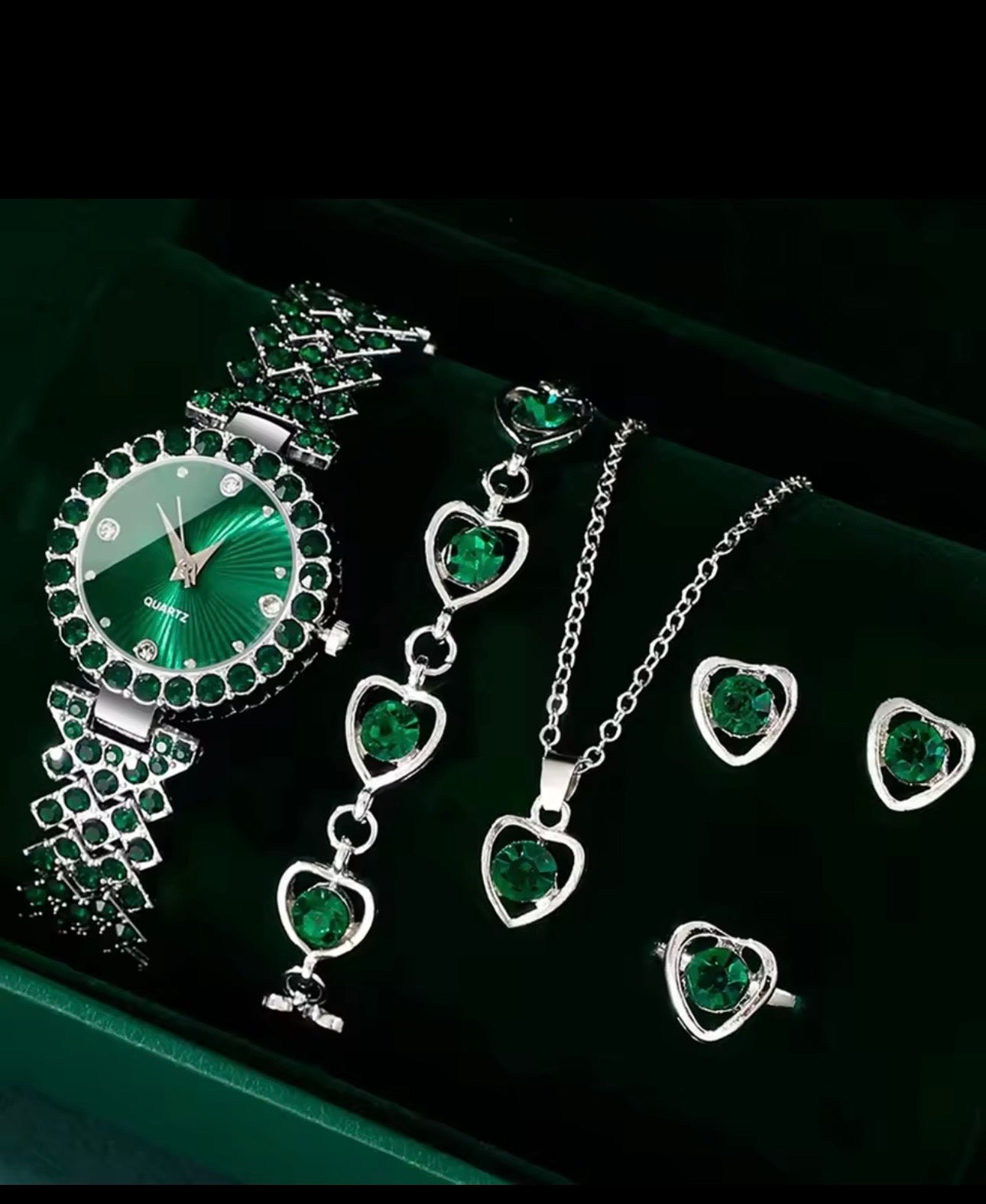 Luxury Emerald Green Heart Jewelry Set with Watch – Necklace, Bracelet, Earrings & Ring
