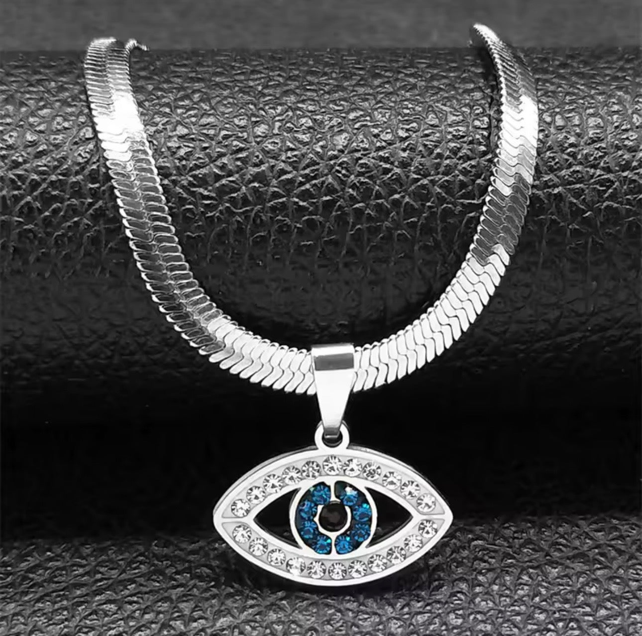 Luxury Evil Eye Necklace ✨ Protective Silver Pendant | Minimal Everyday Jewelry